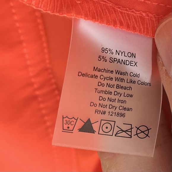 Title Nine Incrediboardie Swim Shorts 4” In Clementine NWT Sz 14 - Picture 5 of 16